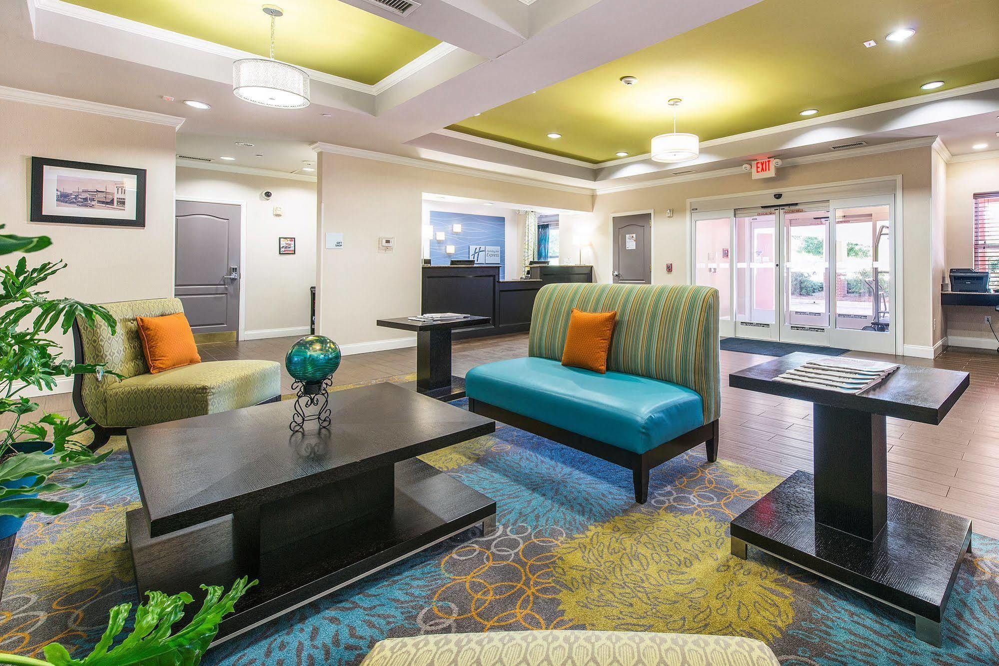Holiday Inn Express Hotel & Suites Lagrange I-85 By Ihg Екстер'єр фото
