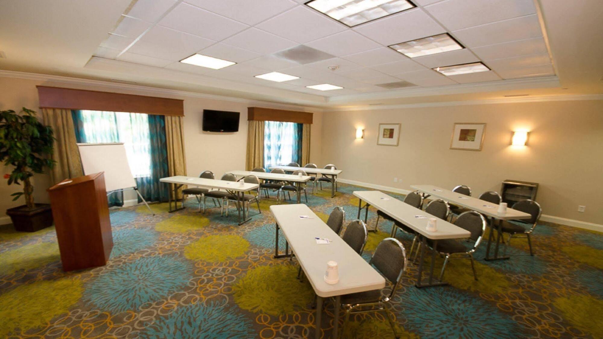 Holiday Inn Express Hotel & Suites Lagrange I-85 By Ihg Екстер'єр фото